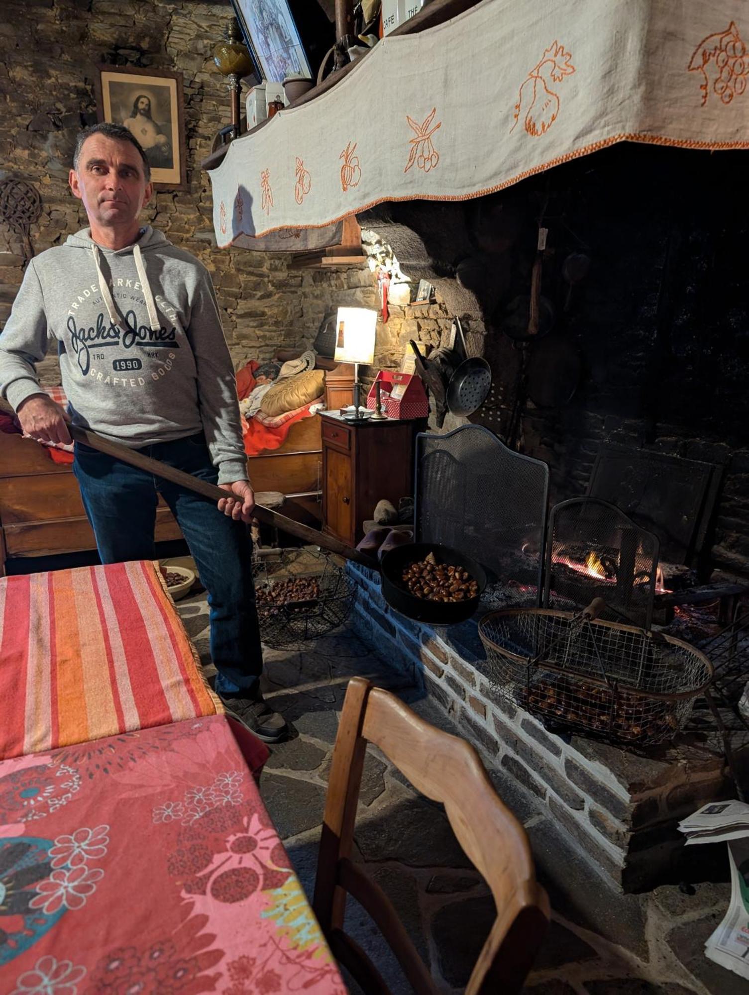 Ferme De La Gortiere Bed & Breakfast Le Teilleul ภายนอก รูปภาพ