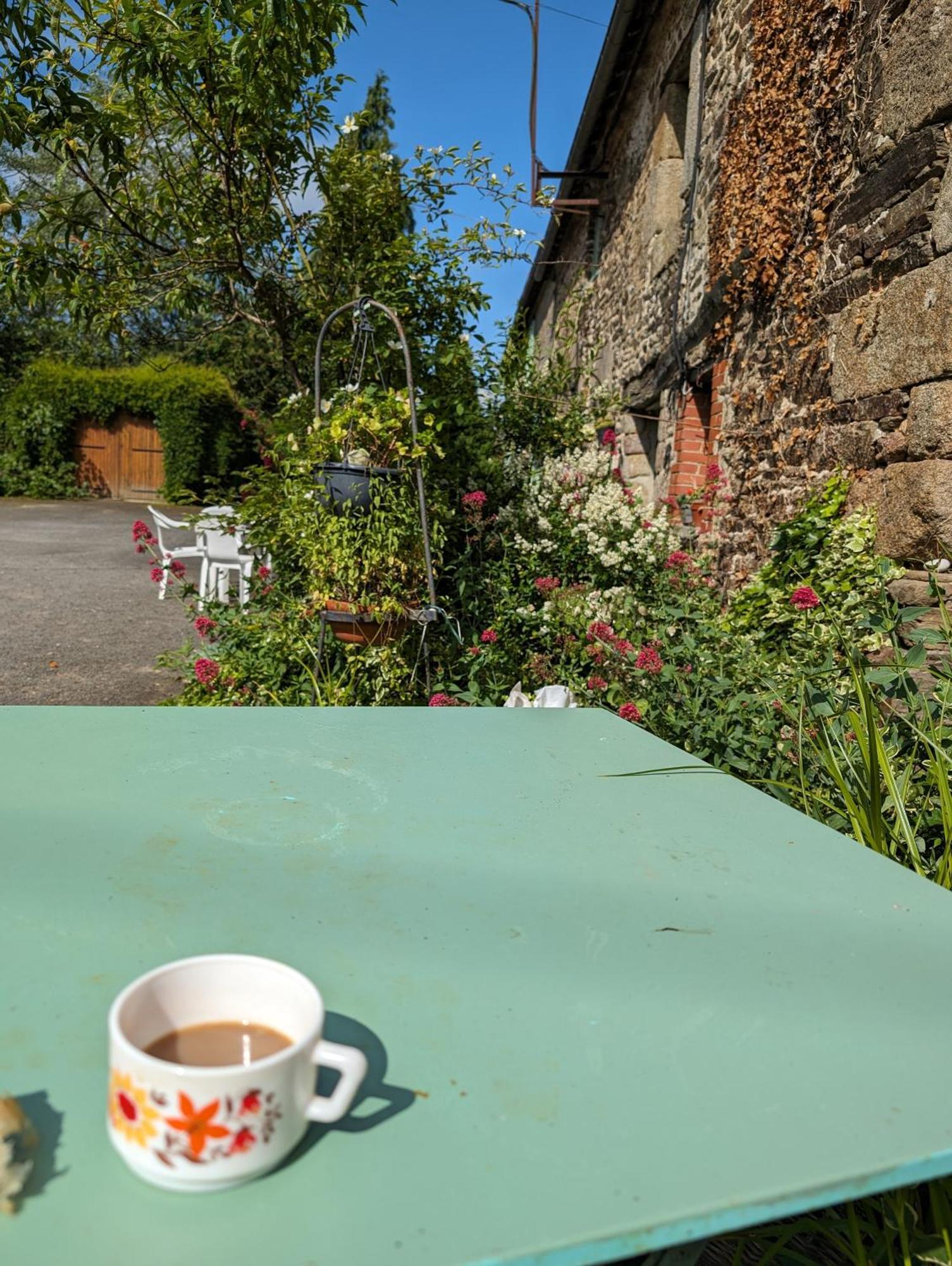 Ferme De La Gortiere Bed & Breakfast Le Teilleul ภายนอก รูปภาพ